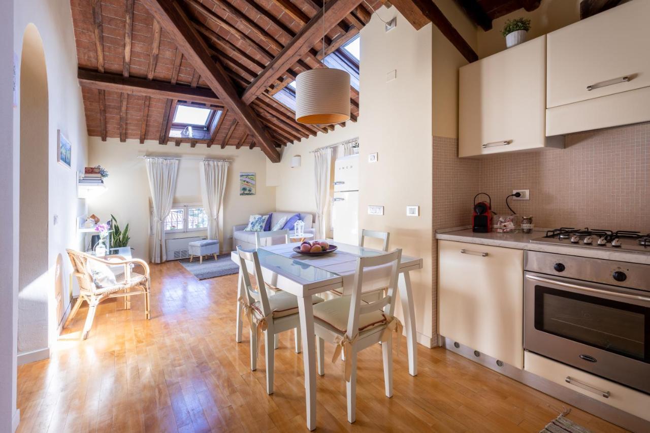 50Mt Dalle Mura+Parcheggio*Appartamento Tipico* Lucca Exterior foto
